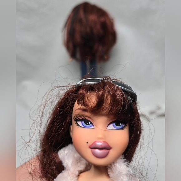 Bratz Twins Twiins Phoebe and Roxxi 2004 1st Edition- Read Description - Picture 13 of 16